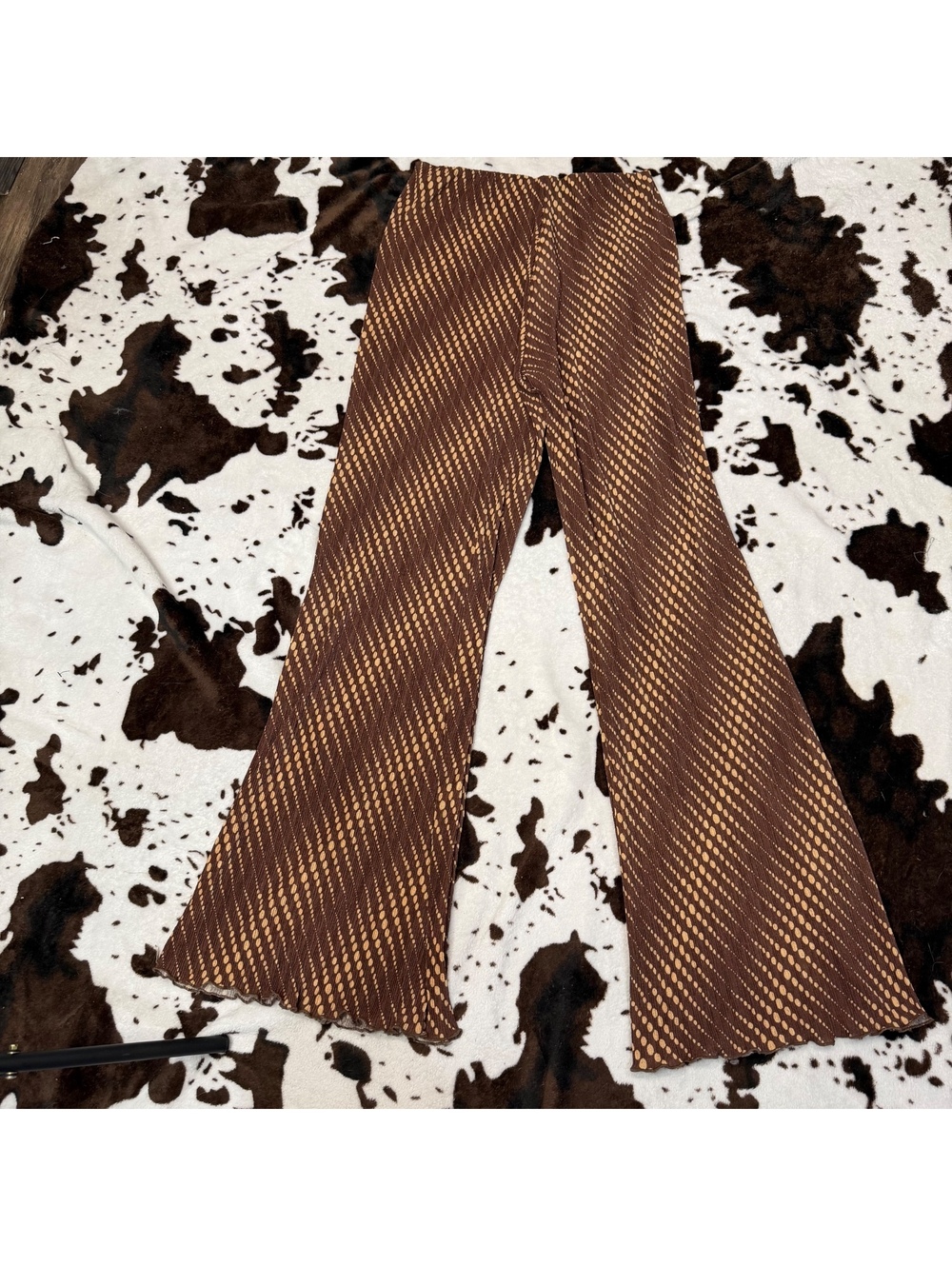 Urban Outfitters NWT Brown Printed Flare Pants Y2K Boho Medium - Picture 4 of 4